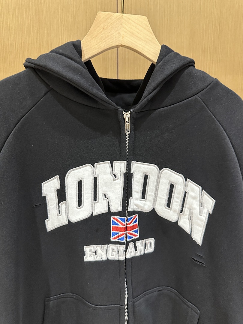 25S 워시드 디컨스트럭티드 런던 자수 패치워크 지퍼업 - Streetwear Brand London 리뷰 및 가격